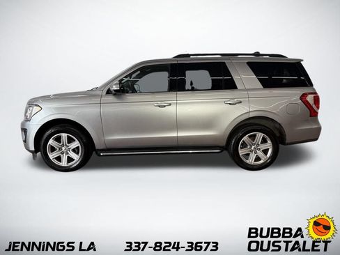 Used 2020 Ford Expedition XLT w/ Equipment Group 202A RWD image 2