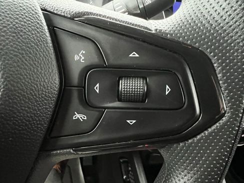 Used 2023 Chevrolet TrailBlazer LT w/ Convenience Package image 42