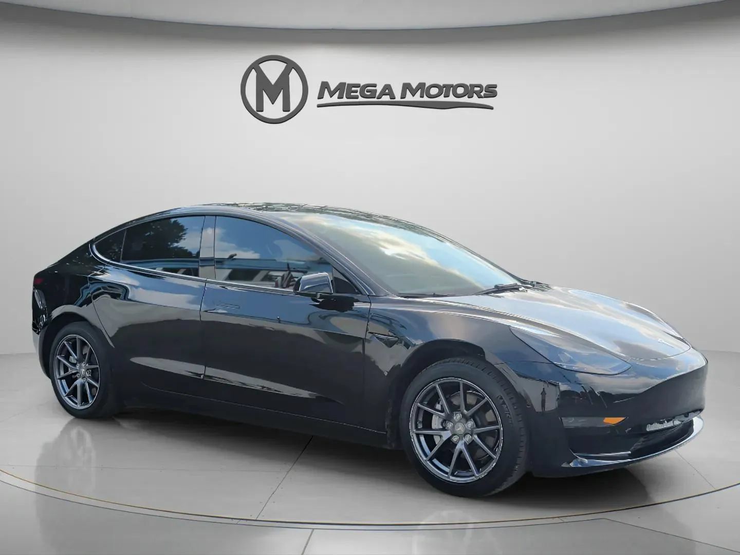 Used 2022 Tesla Model 3 Standard Range RWD image 10