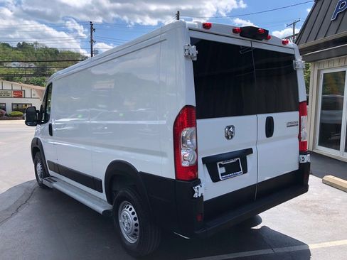 Used 2025 RAM ProMaster 2500 w/ U-Haul Equipment Group FWD image 3