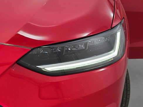 Certified 2025 Honda HR-V Sport image 30