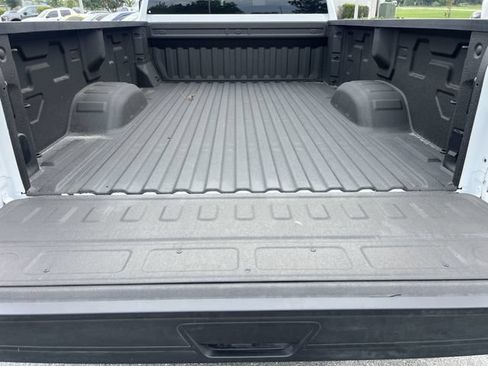 Used 2025 Chevrolet Silverado 3500 LT w/ Safety Package AWD/4WD image 11