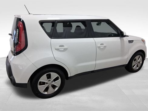 Used 2016 Kia Soul FWD image 5