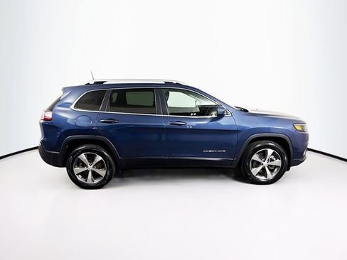 Used 2021 Jeep Cherokee Limited image 9