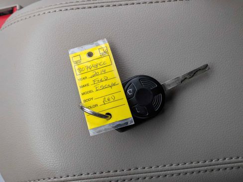 Used 2014 Ford Escape SE w/ Equipment Group 201A image 34