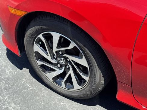 Used 2018 Honda Civic LX image 5