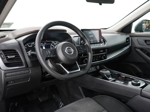 Used 2021 Nissan Rogue S AWD/4WD image 23