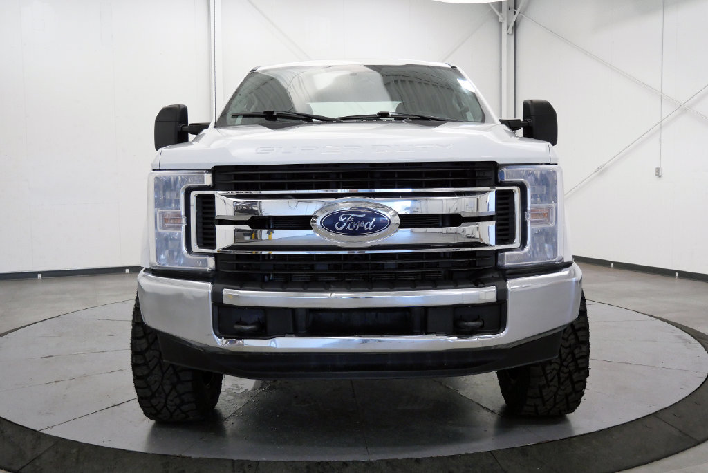 Used 2017 Ford F350 XL AWD/4WD image 3