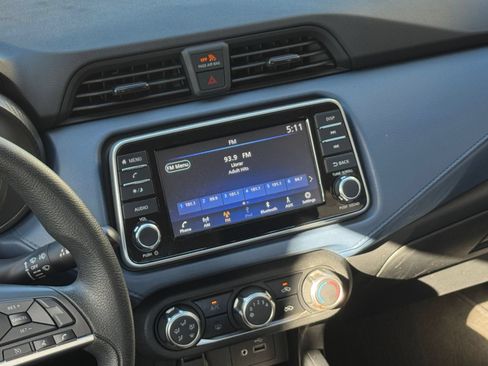 Used 2025 Nissan Versa SV w/ Trunk Package FWD image 14