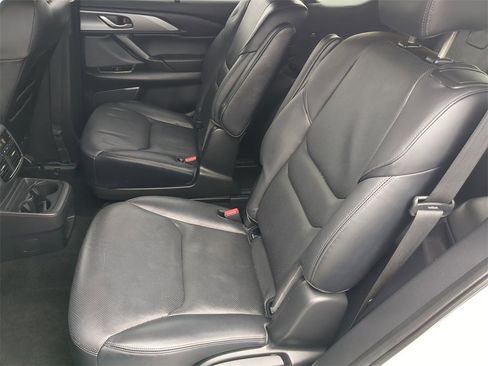 Used 2022 MAZDA CX-9 Touring Plus image 17