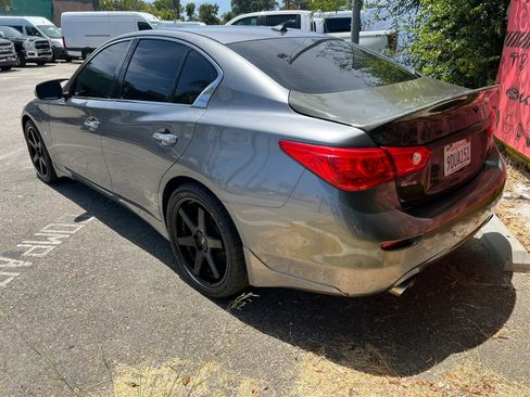 Used 2016 INFINITI Q50 3.0t Premium w/ 3.0T Premium Plus Package RWD image 5