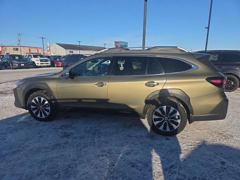 Used 2023 Subaru Outback Touring w/ Popular Package #2 image 8
