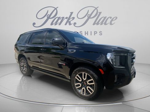 Used 2023 GMC Yukon AT4 w/ AT4 Premium Plus Package AWD/4WD image 8