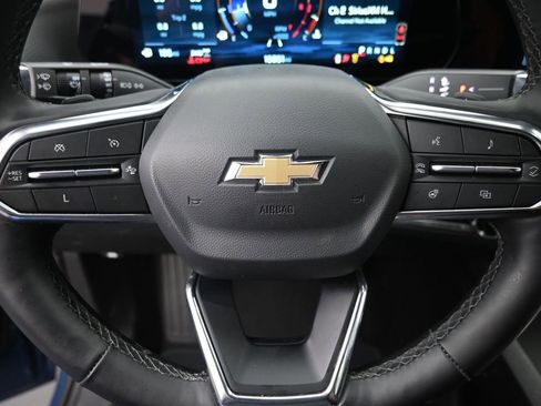 Used 2025 Chevrolet Equinox LT image 14