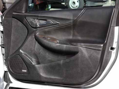 Used 2021 Chevrolet Malibu Premier image 39