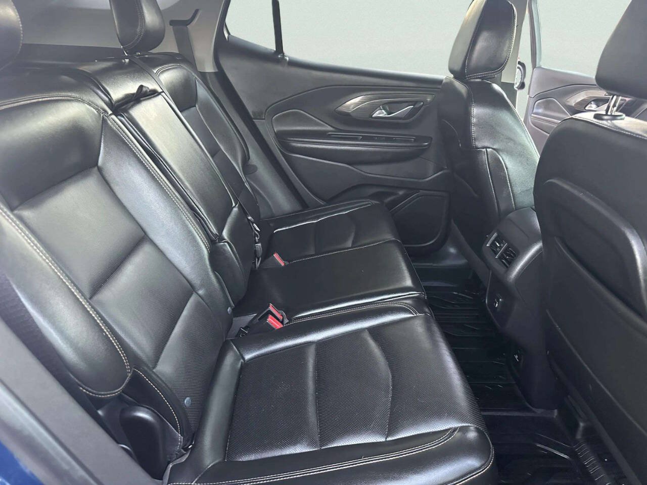 Used 2019 GMC Terrain SLT w/ Preferred Package AWD/4WD image 22