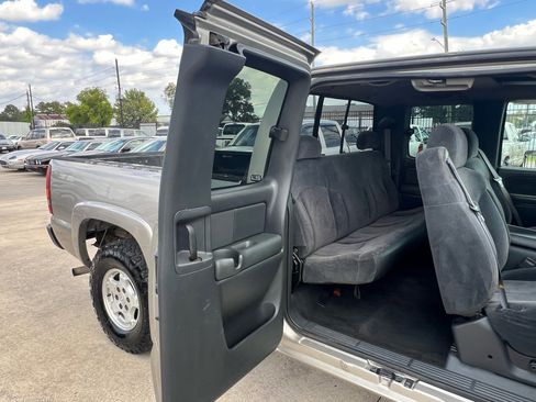 Used 2000 Chevrolet Silverado 1500 LS image 31