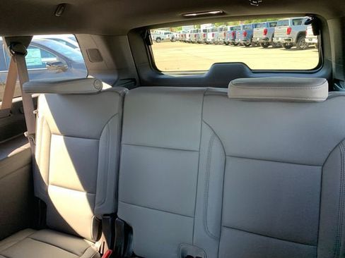 New 2026 GMC Yukon XL Elevation w/ Elevation Premium Package AWD/4WD image 19