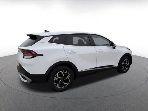 Used 2025 Kia Sportage LX FWD image 14