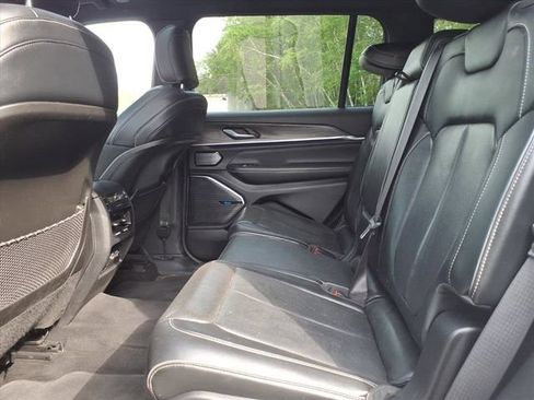 Used 2021 Jeep Grand Cherokee L Overland AWD/4WD image 16