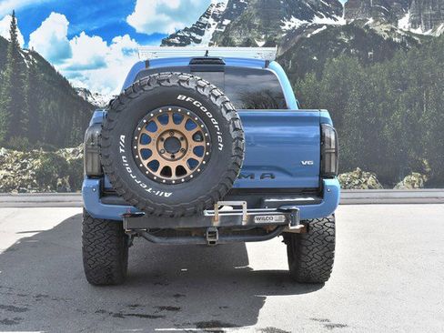 Used 2019 Toyota Tacoma TRD Off-Road w/ Technology Package image 10