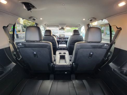 Used 2024 Honda Pilot EX-L image 15