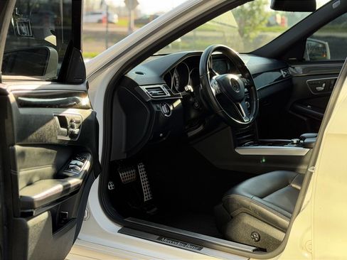 Used 2014 Mercedes-Benz E 350 Sedan image 6