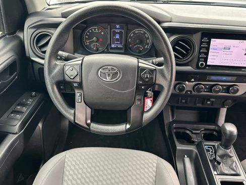 Used 2022 Toyota Tacoma SR image 14