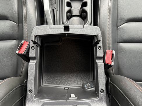 Used 2022 Jeep Wrangler Unlimited Rubicon w/ Xtreme Recon 35" Tire Package image 23