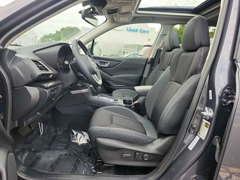 Used 2023 Subaru Forester Premium AWD/4WD image 13