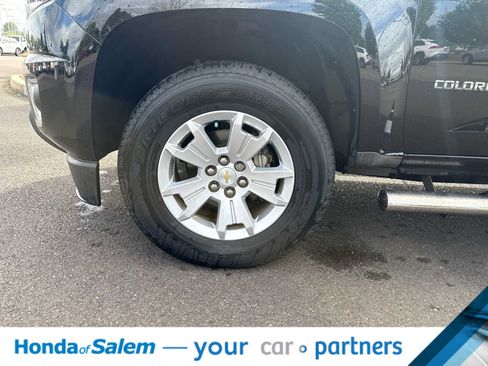 Used 2017 Chevrolet Colorado LT w/ LT Convenience Package AWD/4WD image 8