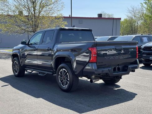 Used 2025 Toyota Tacoma TRD Sport image 23