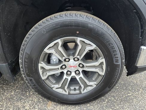 Used 2022 GMC Sierra 1500 SLT w/ SLT Convenience Package image 40