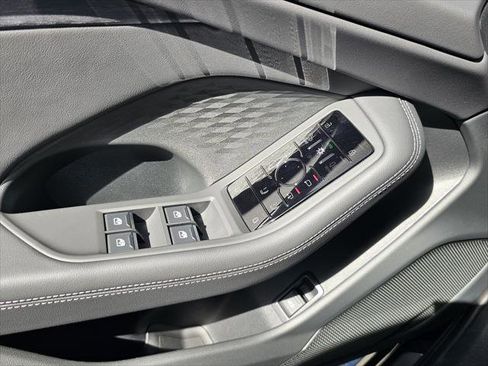 New 2026 Audi A6 Premium Plus AWD/4WD image 10