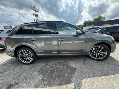 Used 2018 Audi Q7 3.0T Prestige AWD/4WD image 10