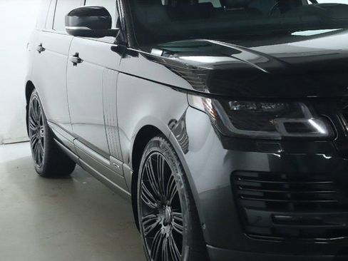 Used 2019 Land Rover Range Rover Long Wheelbase Supercharged image 12