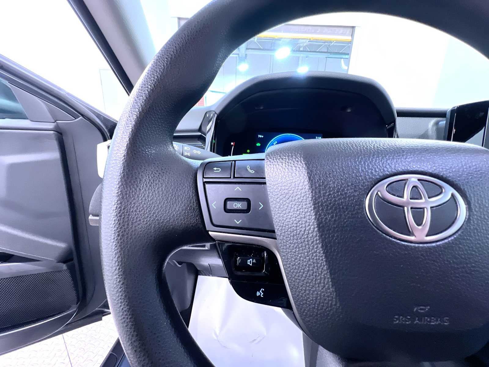 Used 2025 Toyota Camry LE FWD image 20