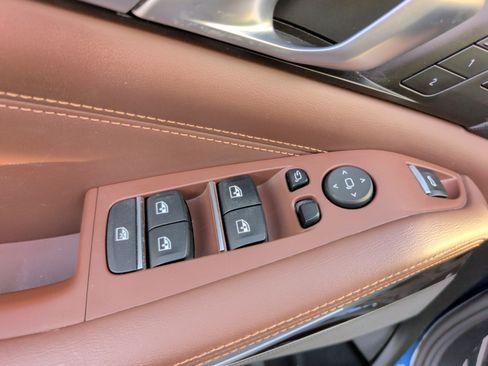 Used 2021 BMW X5 M50i w/ Premium Package image 29