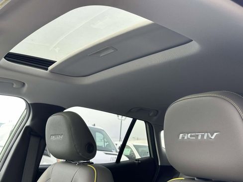 New 2026 Chevrolet Trax ACTIV w/ Sunroof Package image 9
