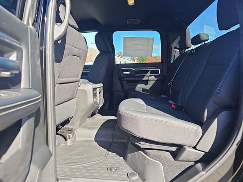 New 2026 RAM 2500 Big Horn AWD/4WD image 27