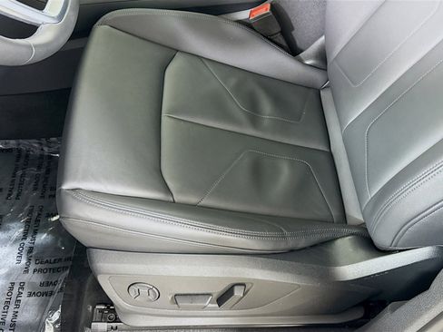 Used 2025 Audi Q3 2.0T Premium w/ Convenience Package image 12