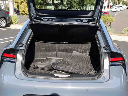 Certified 2023 Toyota Prius XLE image 25