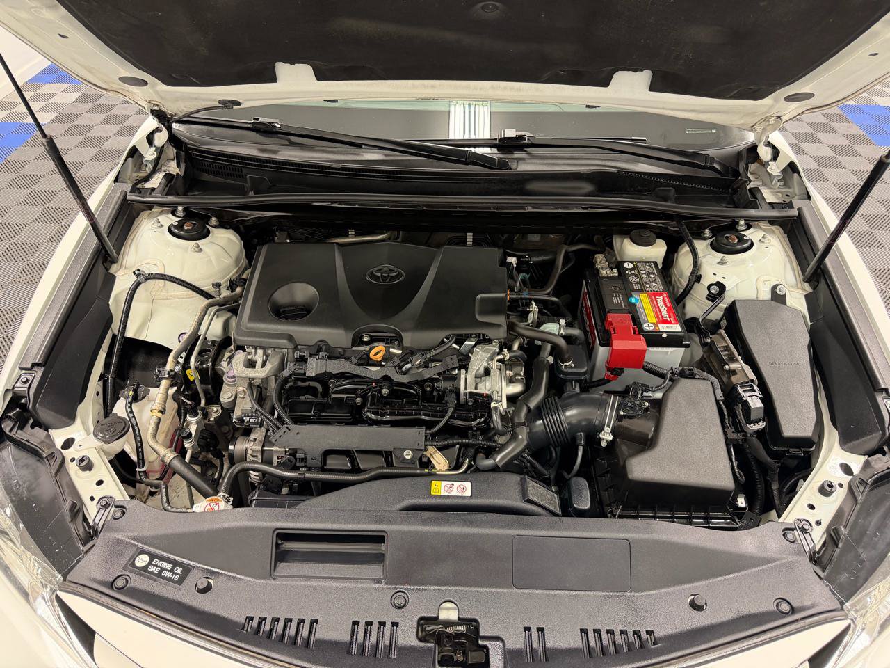 Used 2020 Toyota Camry LE FWD image 32