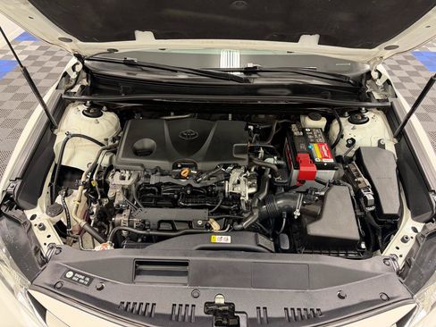Used 2020 Toyota Camry LE FWD image 32