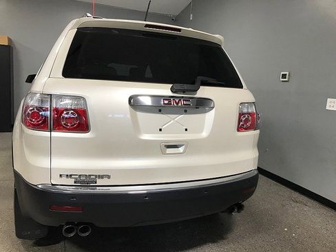 Used 2012 GMC Acadia SLE w/ LPO, 'HIT The Road' Package FWD image 4