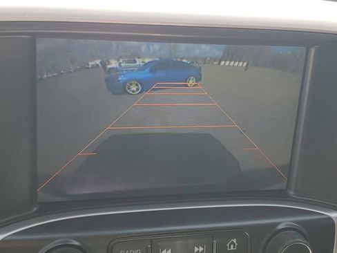 Used 2014 GMC Sierra 1500 SLT w/ SLT Crew Cab Value Package image 17