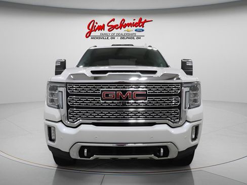 Used 2023 GMC Sierra 2500 Denali w/ Denali Ultimate Package image 3
