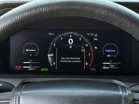 Used 2024 Toyota Tacoma Limited AWD/4WD image 17