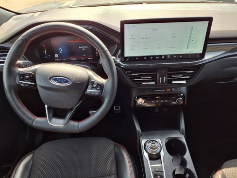 Used 2024 Ford Escape ST-Line w/ Tech Pack #1 FWD image 13