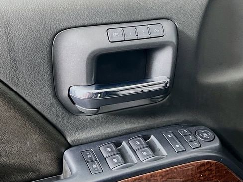 Used 2017 GMC Sierra 1500 SLT image 9